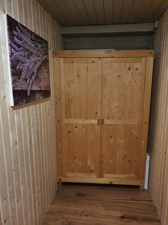 Dachgeschosswohnung In Neumuenster 2 Zimmer Zewnętrze zdjęcie