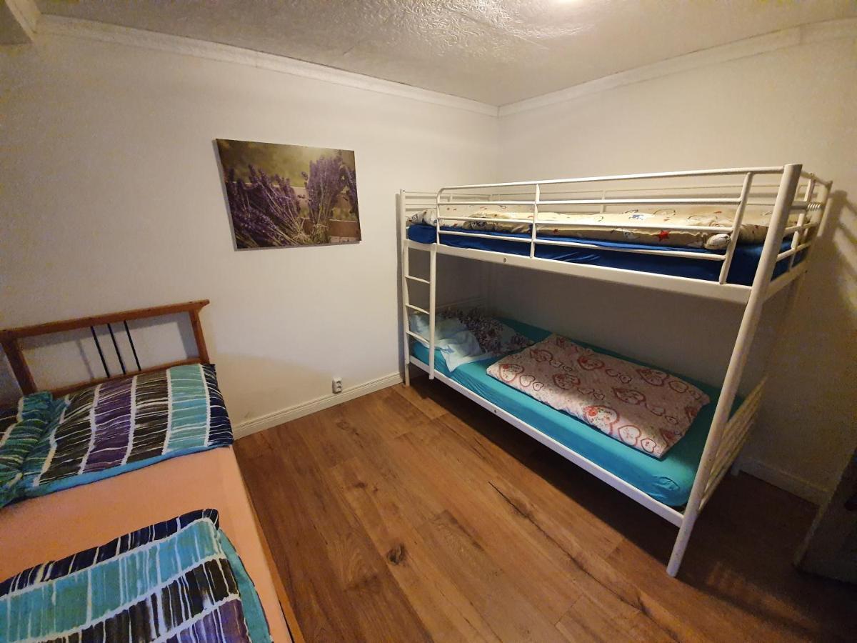Dachgeschosswohnung In Neumuenster 2 Zimmer Zewnętrze zdjęcie
